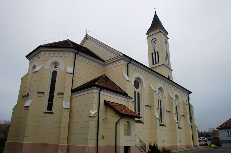 Szent Mihály római katolikus templom